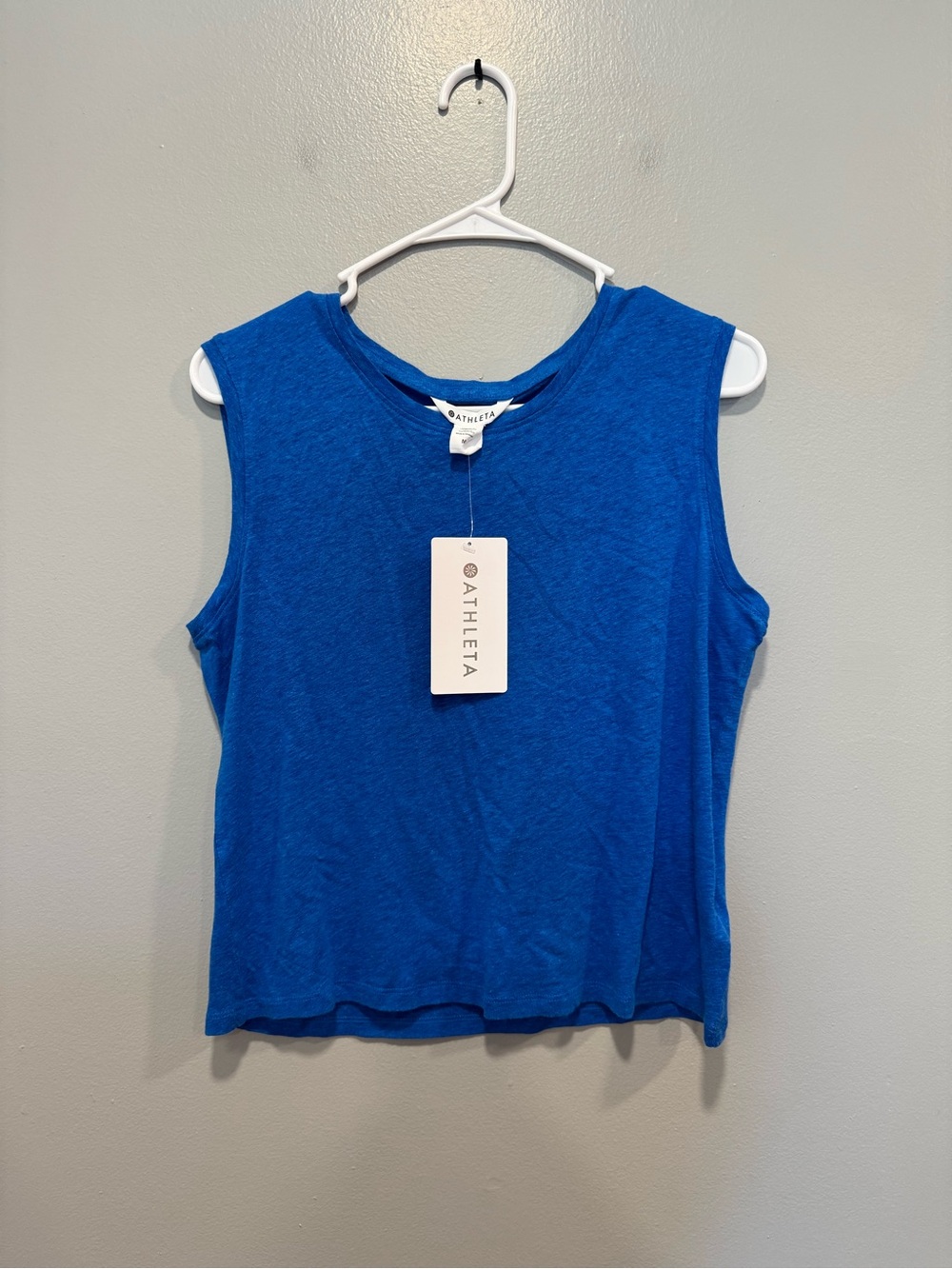 NWT Athleta Getaway Linen Blend Muscle Tank in Blue Size Medium